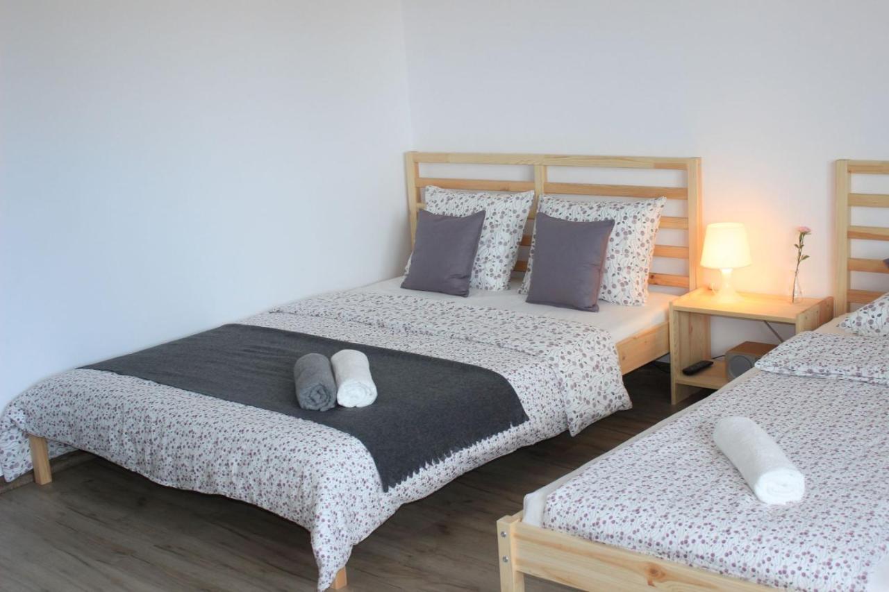 Pokoje I Apartamenty Na Szkolnej Zator Luaran gambar