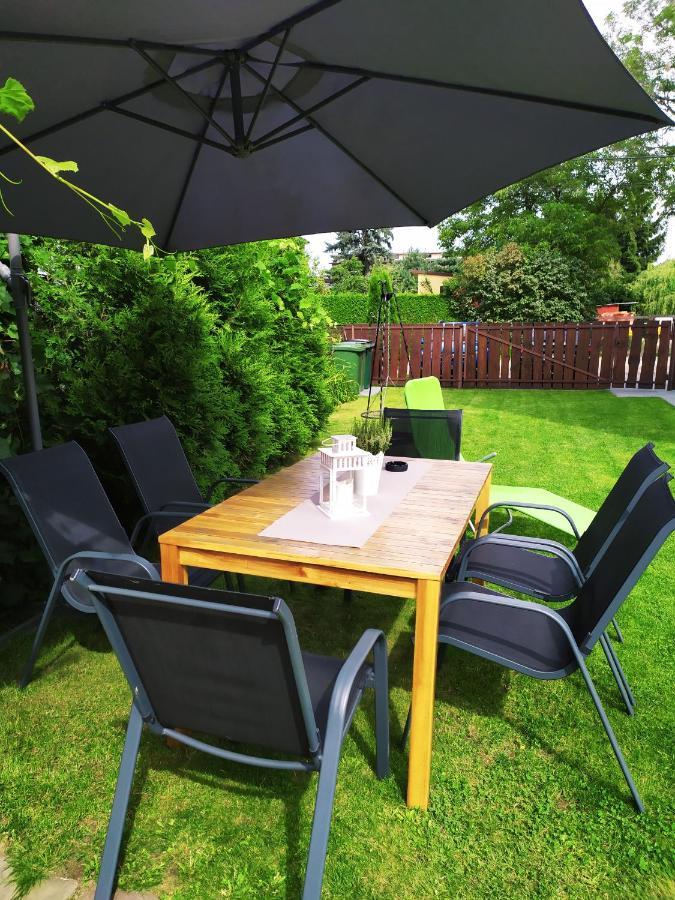 Pokoje I Apartamenty Na Szkolnej Zator Luaran gambar